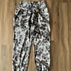 Athleta Salutation Joggers
